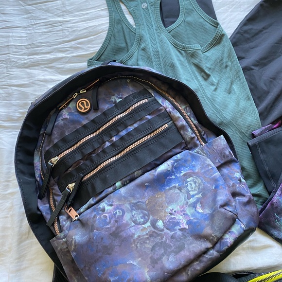 Athletic Mystery Box - Picture 3 of 9